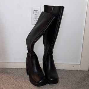 Classic Black Knee-High Platform Boots